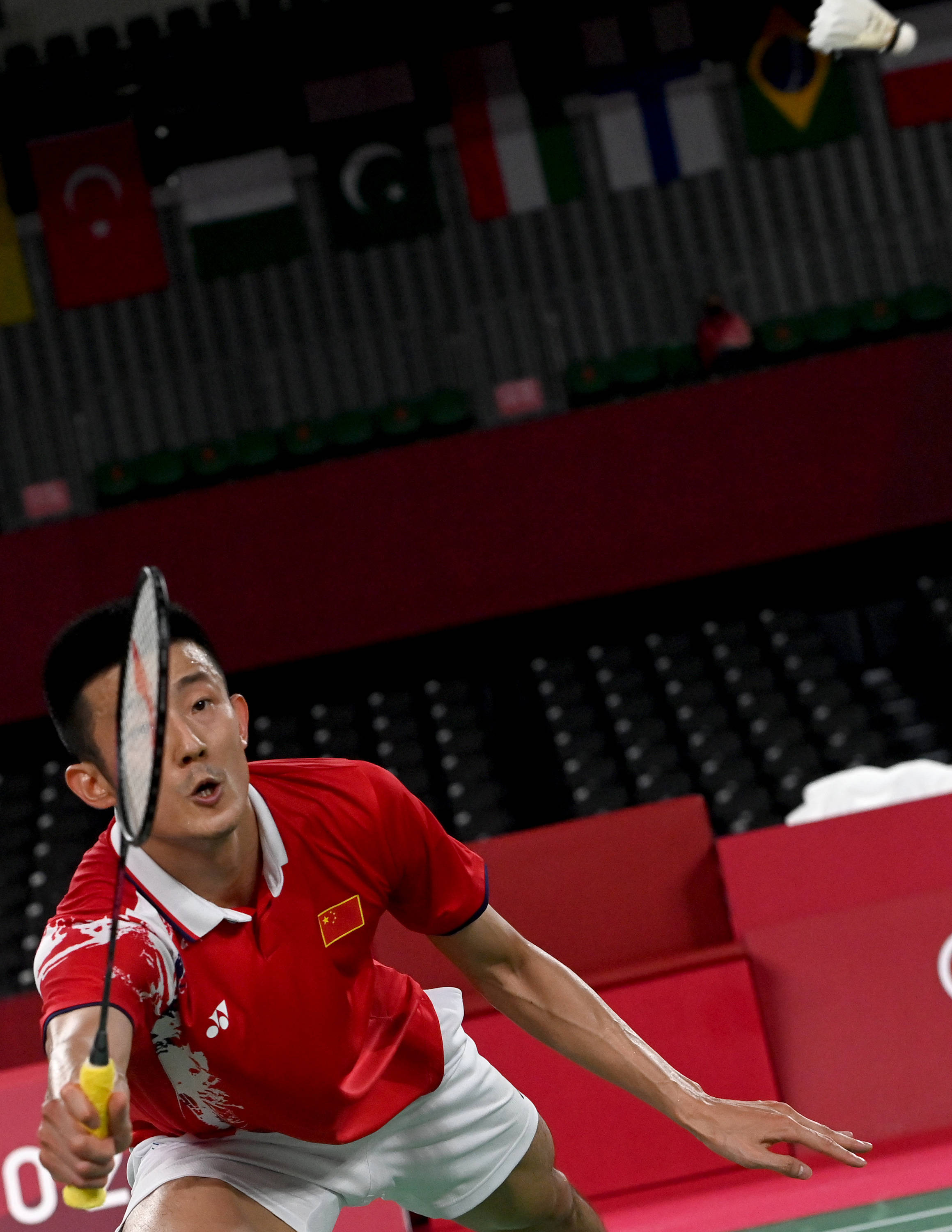 九游游戏-关于丹麦羽毛球队绝地反击印尼羽毛球队，谌龙爆发神勇的信息