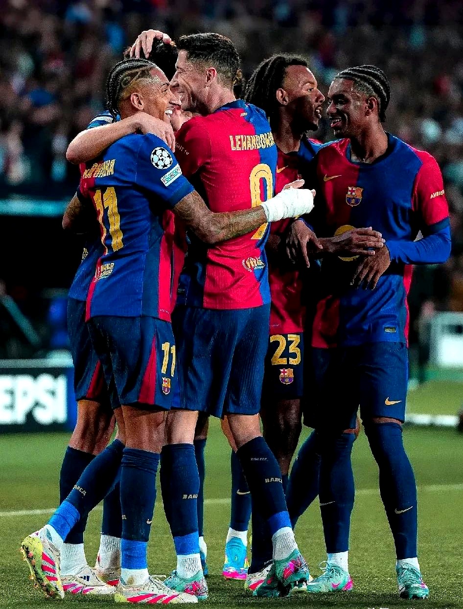 包含巴塞后卫风尘仆仆伤退，球队险胜对手的词条