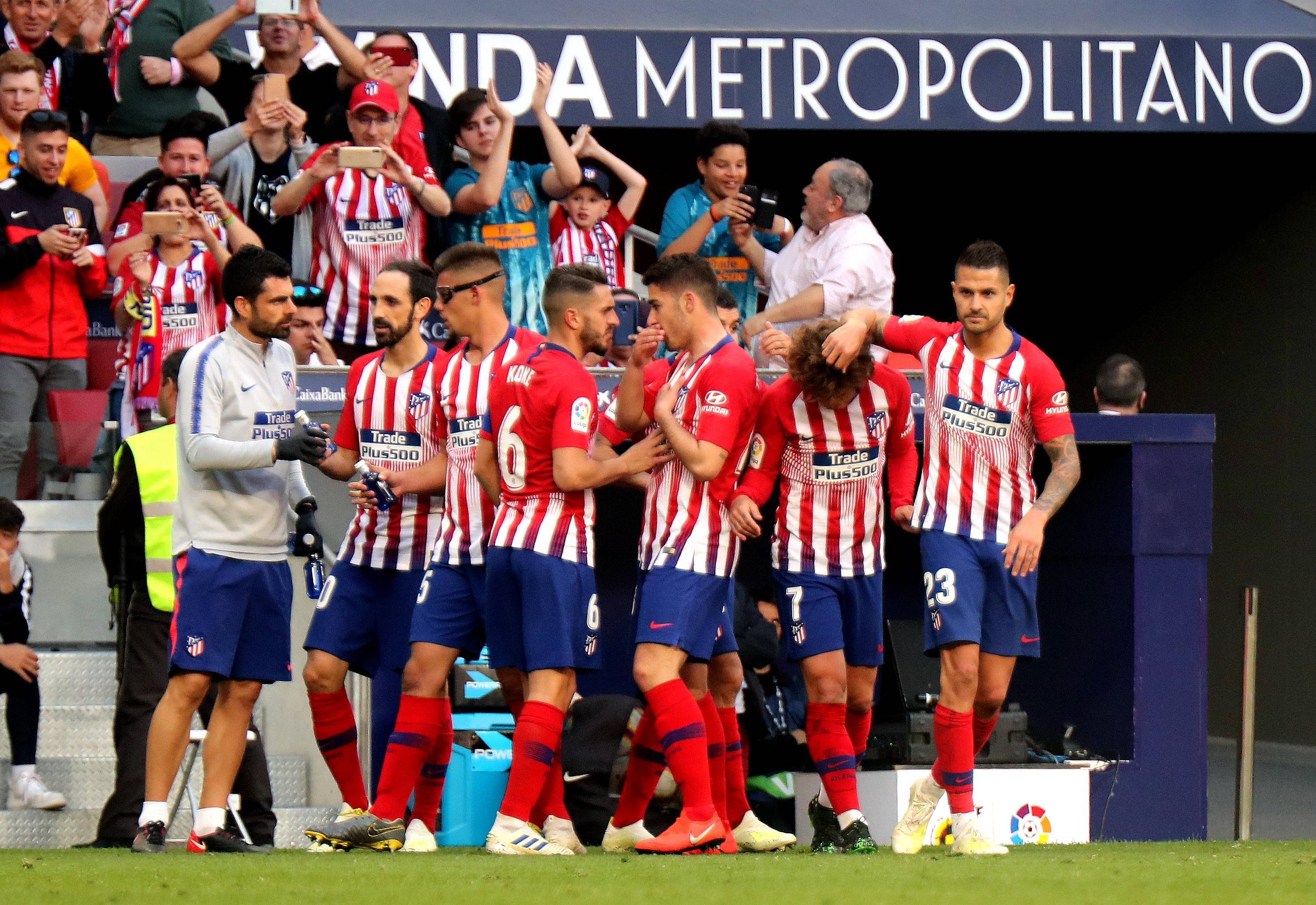 足球明星的争锋对决，为国际赛场增添激情火花的简单介绍