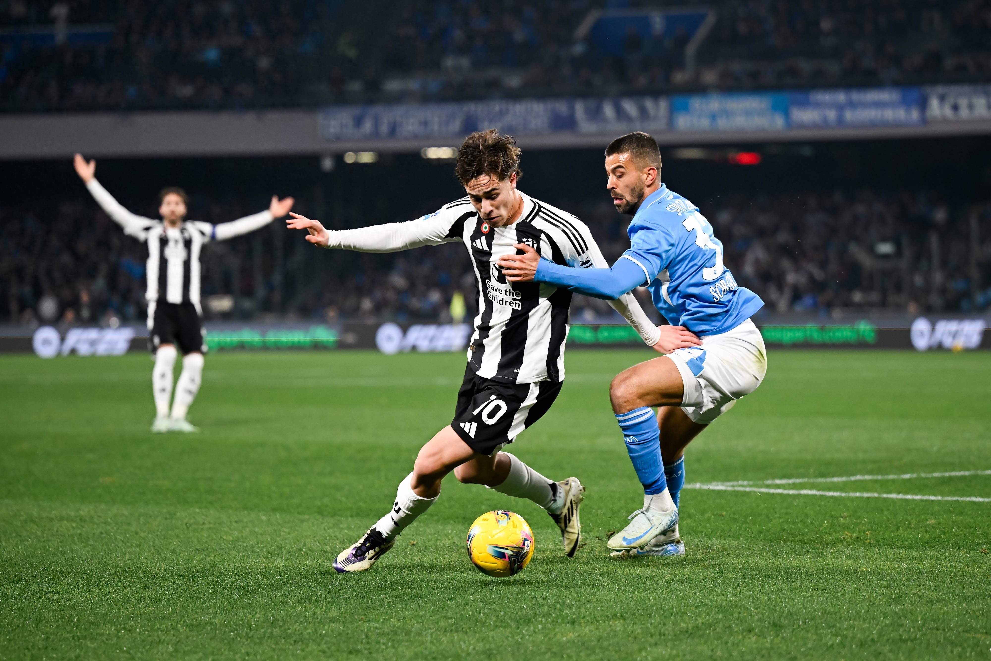 尤文图斯遗憾出局,明年再战欧洲之巅的简单介绍 尤文图斯遗憾出局,明年再战欧洲之巅的简单介绍