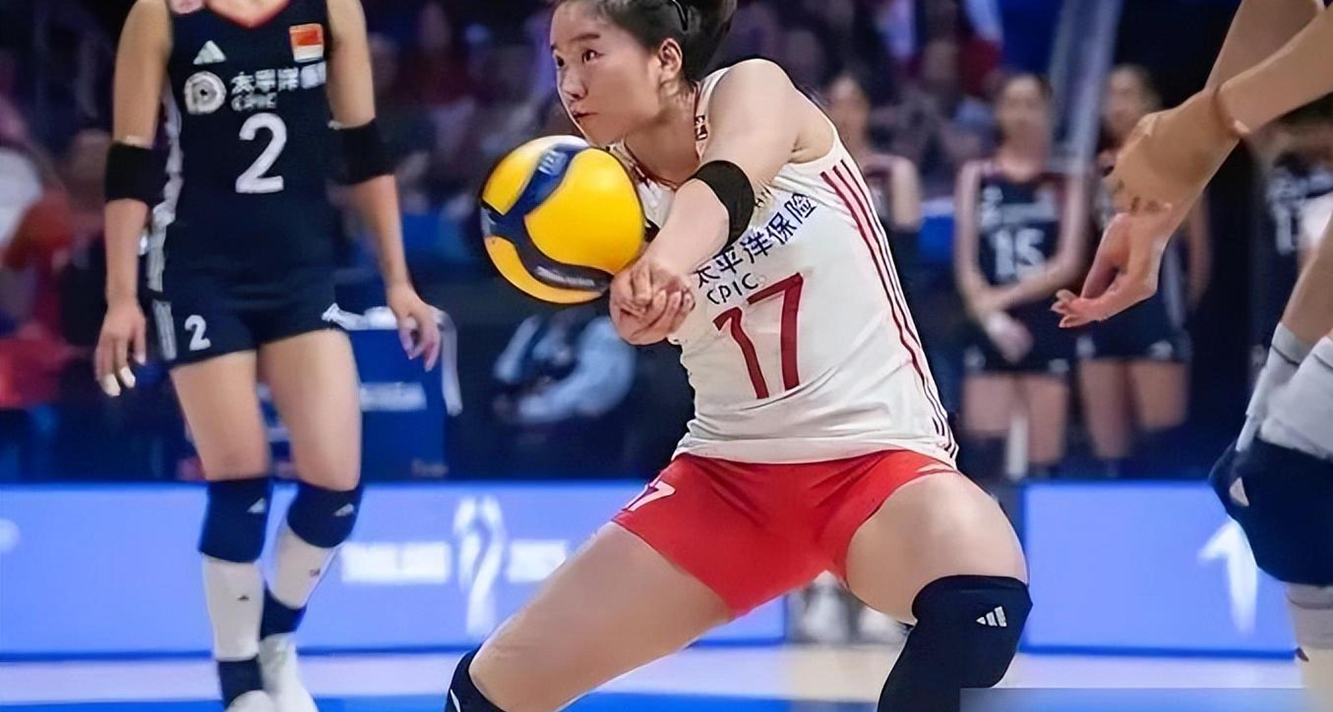 女排大战引爆赛场，惊险逆转