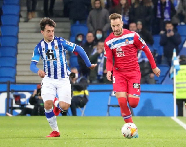 西班牙人客场惜败,积分榜下滑 西班牙人客场惜败,积分榜下滑