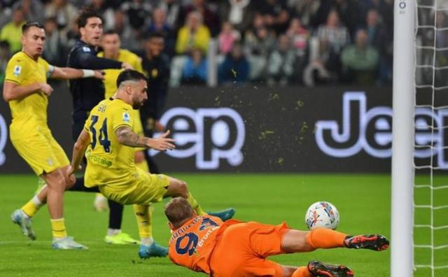 尤文图斯遭受惨败,状态低迷难掩的简单介绍 尤文图斯遭受惨败,状态低迷难掩的简单介绍