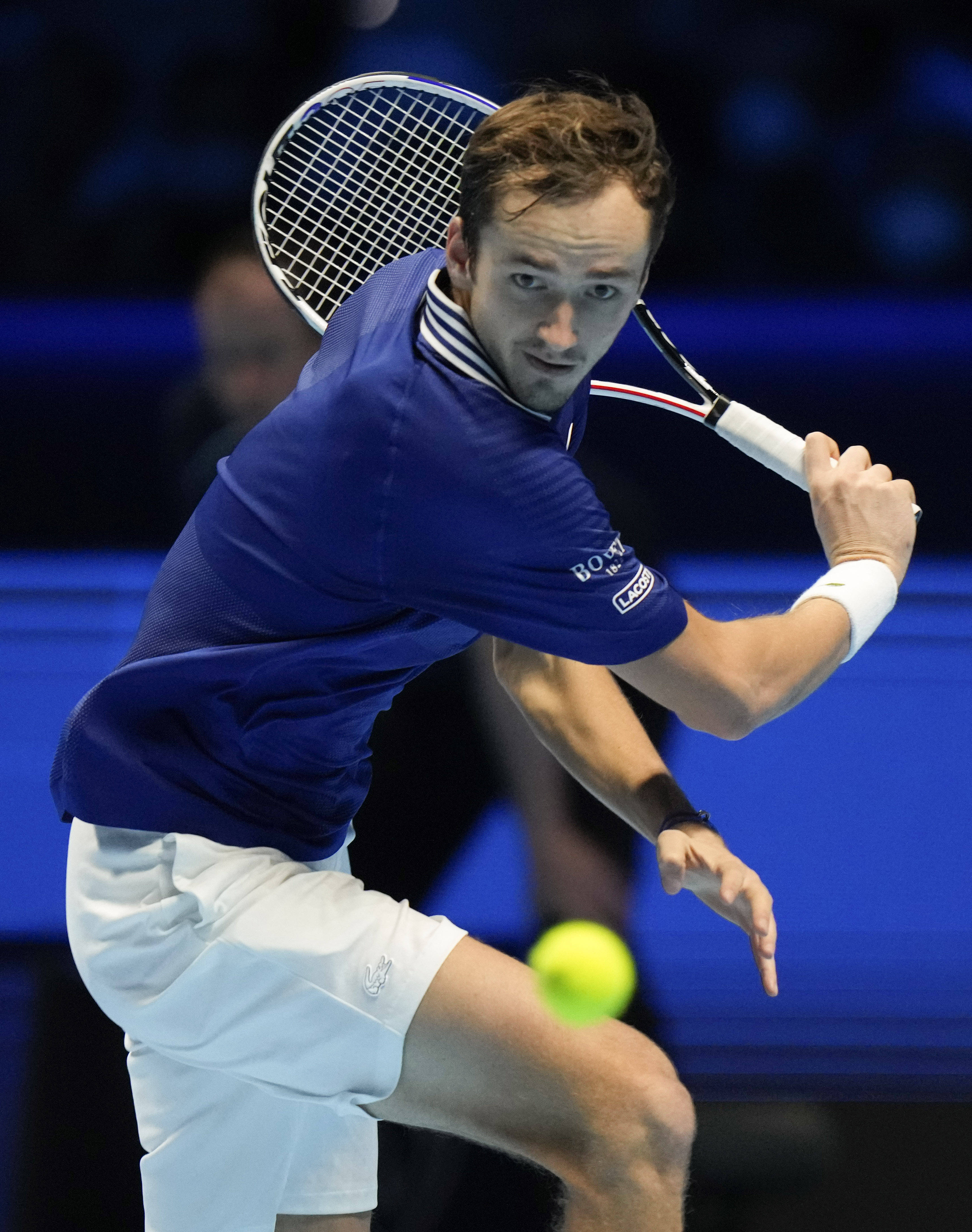 关于美国网球队鏖战世界网球队,梅德韦杰夫制霸全场的信息 关于美国网球队鏖战世界网球队,梅德韦杰夫制霸全场的信息