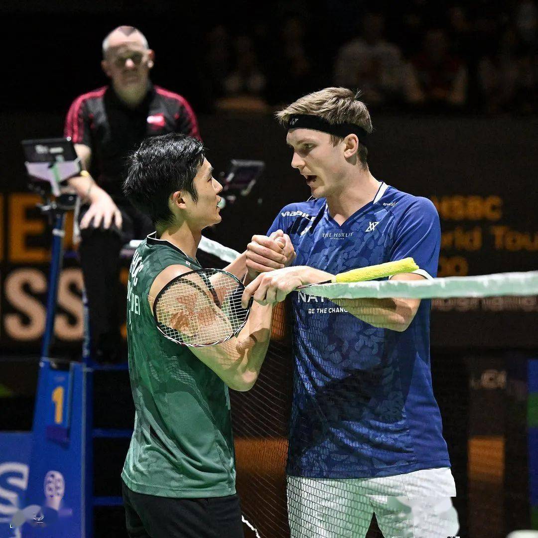 九游体育平台-韩国队鏖战马来西亚队，安赛龙带队取胜