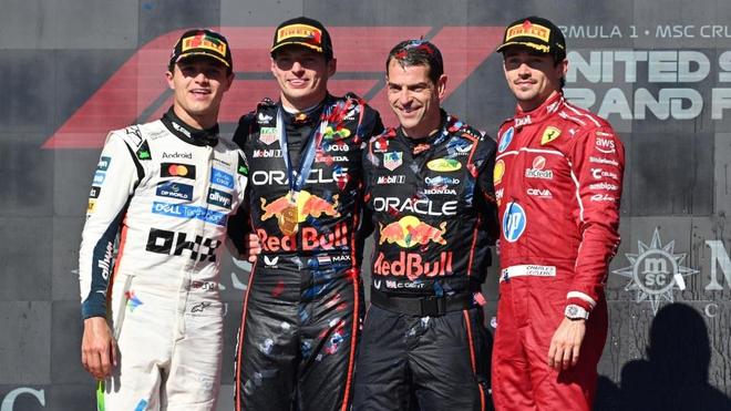 阿斯顿马丁轻取索伯车队，阿隆索扛起全队的简单介绍