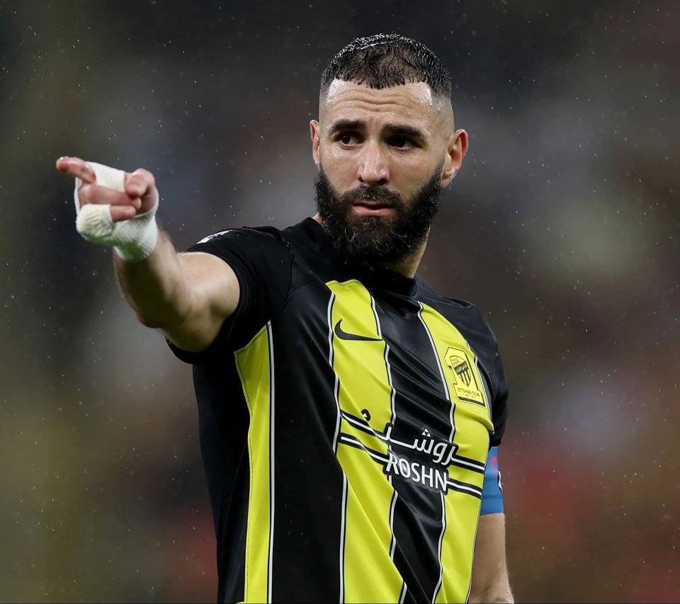 关于罗马逆转利物浦,本泽马关键制胜的信息 关于罗马逆转利物浦,本泽马关键制胜的信息