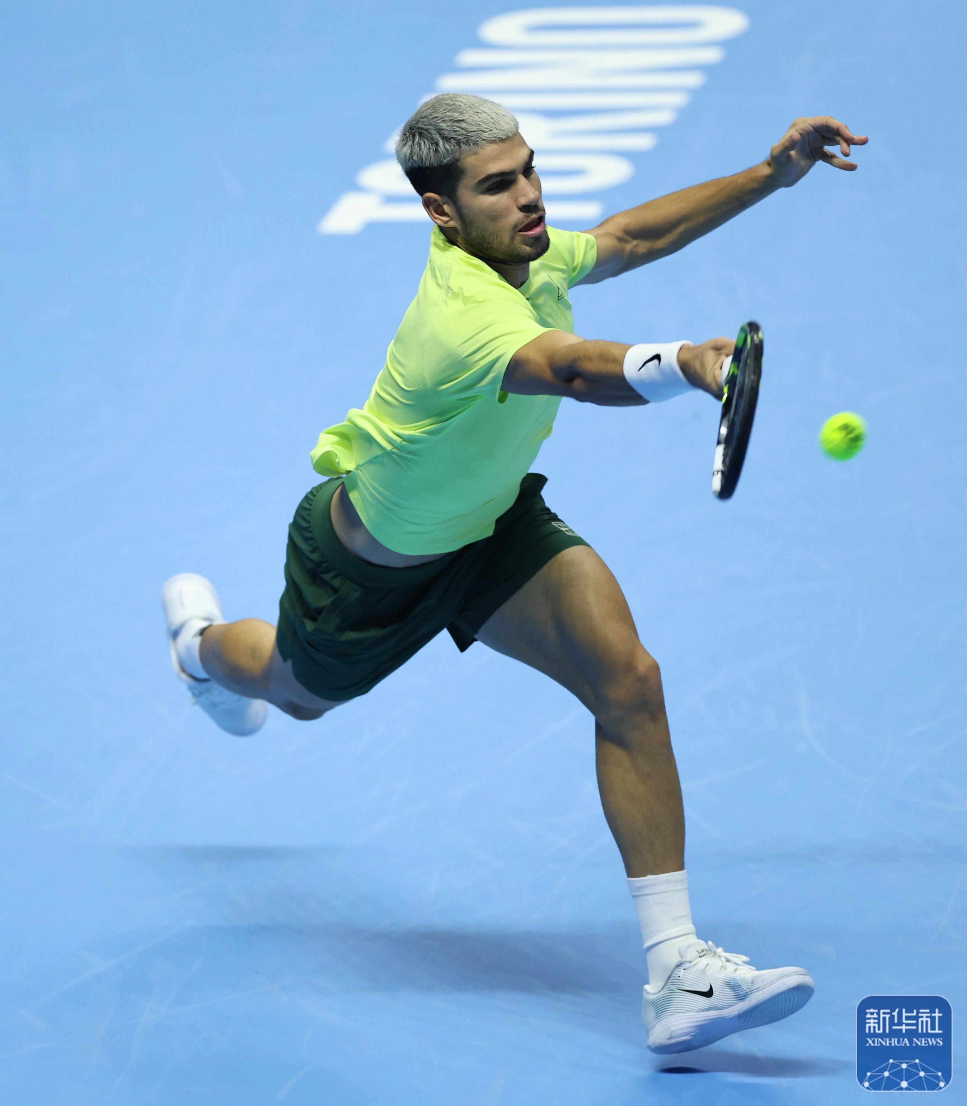 关于年终总决赛完胜蒙特卡洛大师赛，辛纳点燃赛场的信息